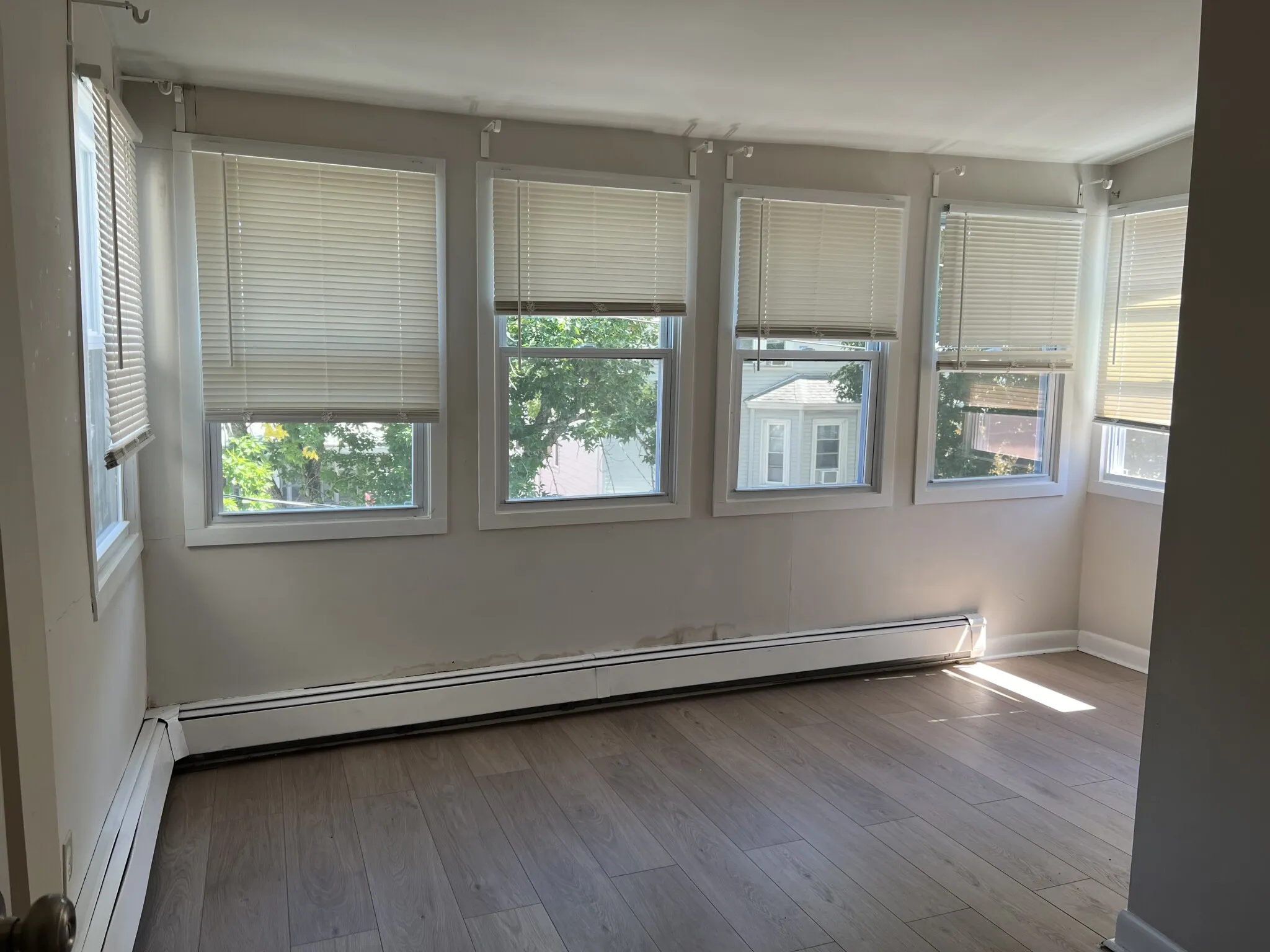 3.5 bed, 2 bath apartment for rent at 33 Shannon St Unit 3, Brighton — photo 10 of 23