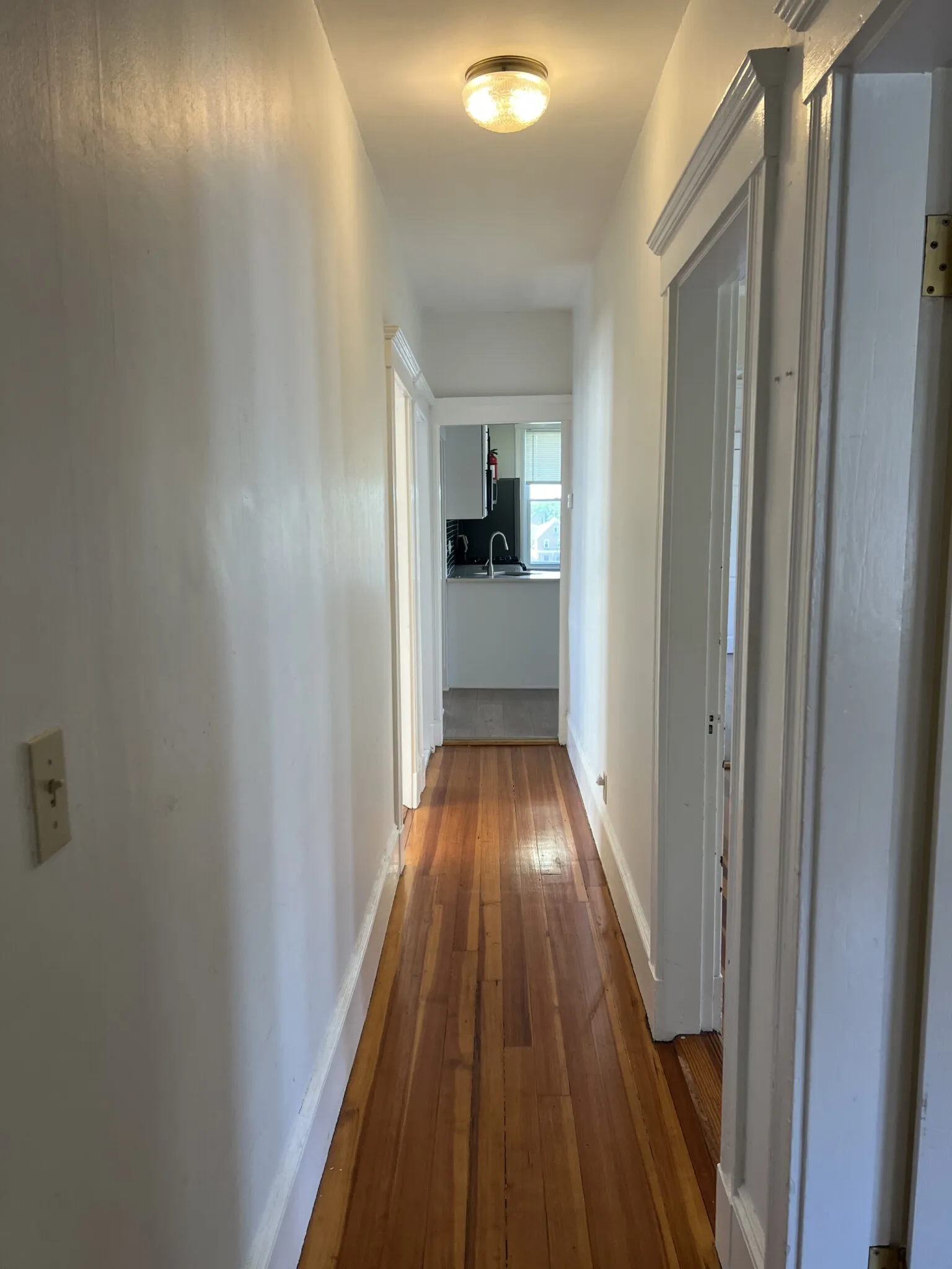 3.5 bed, 2 bath apartment for rent at 33 Shannon St Unit 3, Brighton — photo 11 of 23