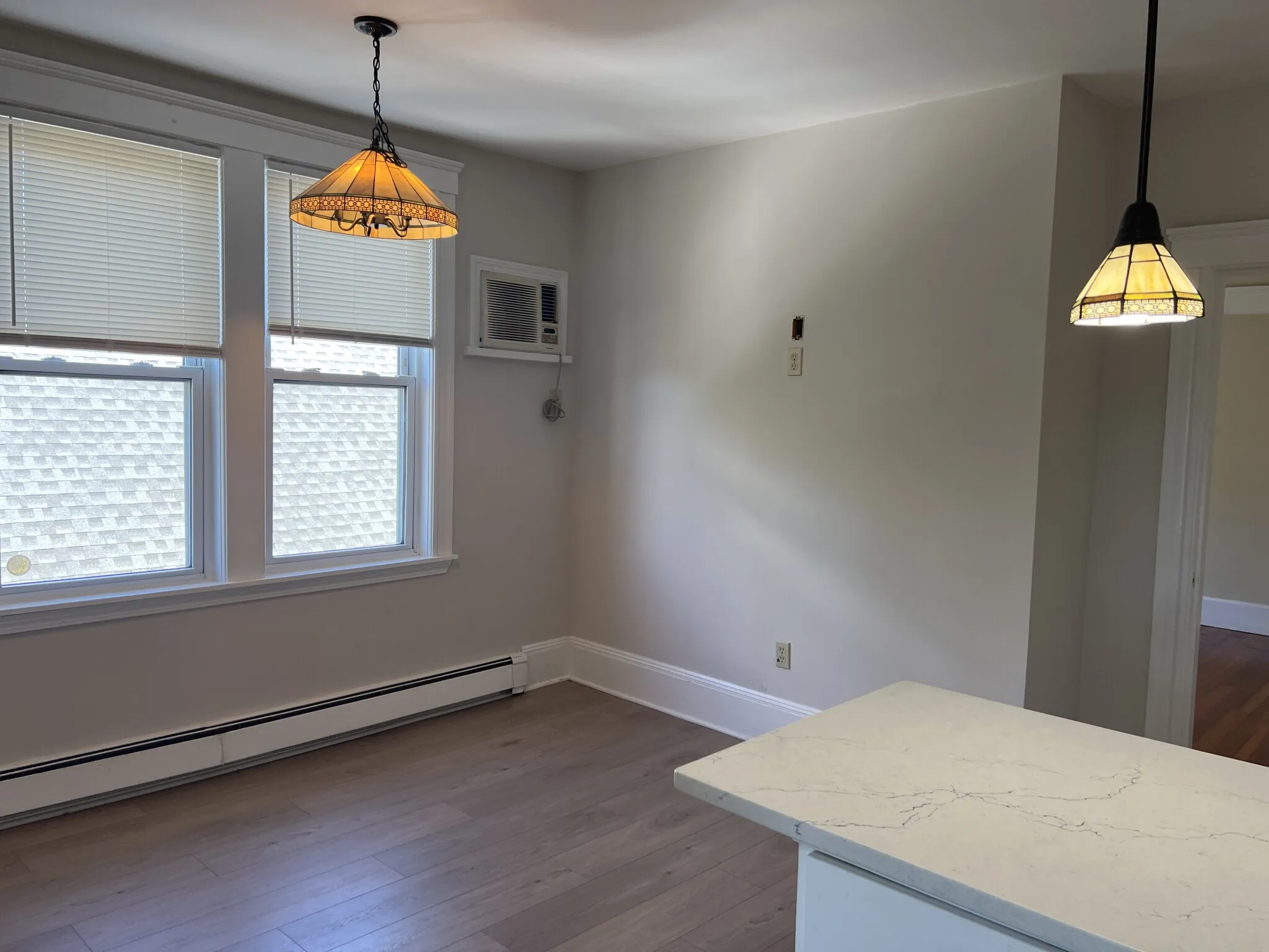 3.5 bed, 2 bath apartment for rent at 33 Shannon St Unit 3, Brighton — photo 4 of 23