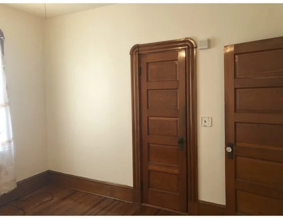 3 bed, 1 bath apartment for rent at 33 Sidney St Unit 3, New Bedford — photo 15 of 16