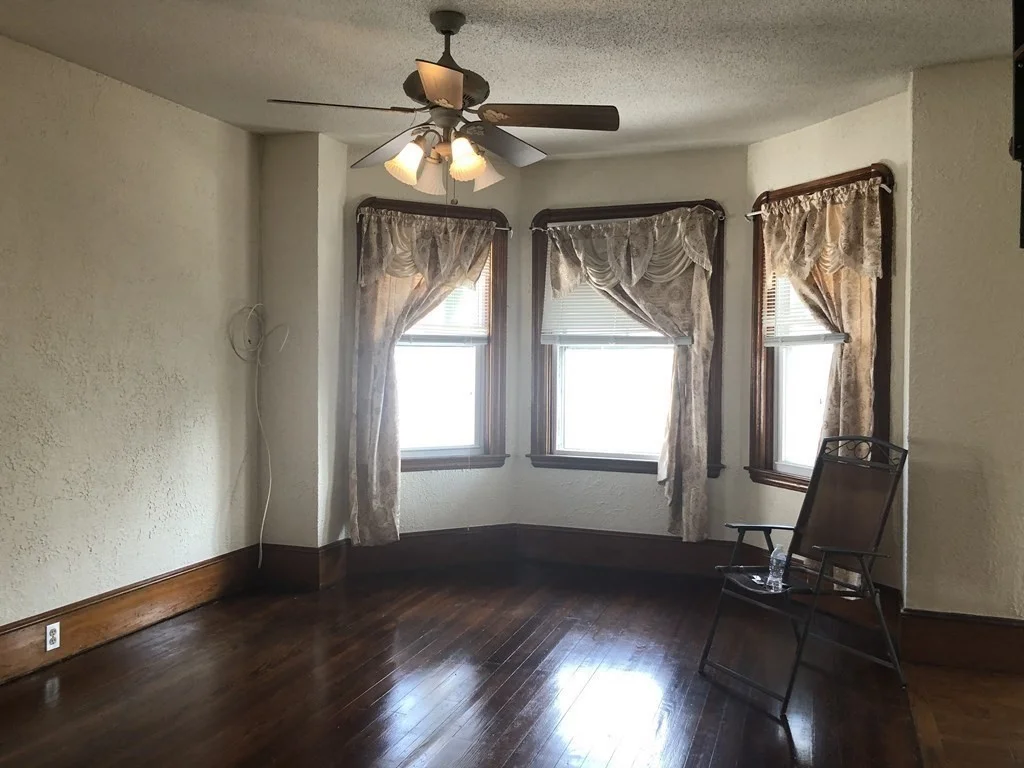 3 bed, 1 bath apartment for rent at 33 Sidney St Unit 3, New Bedford — photo 4 of 16