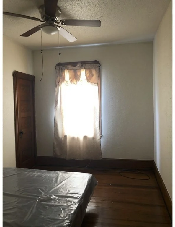 3 bed, 1 bath apartment for rent at 33 Sidney St Unit 3, New Bedford — photo 9 of 16