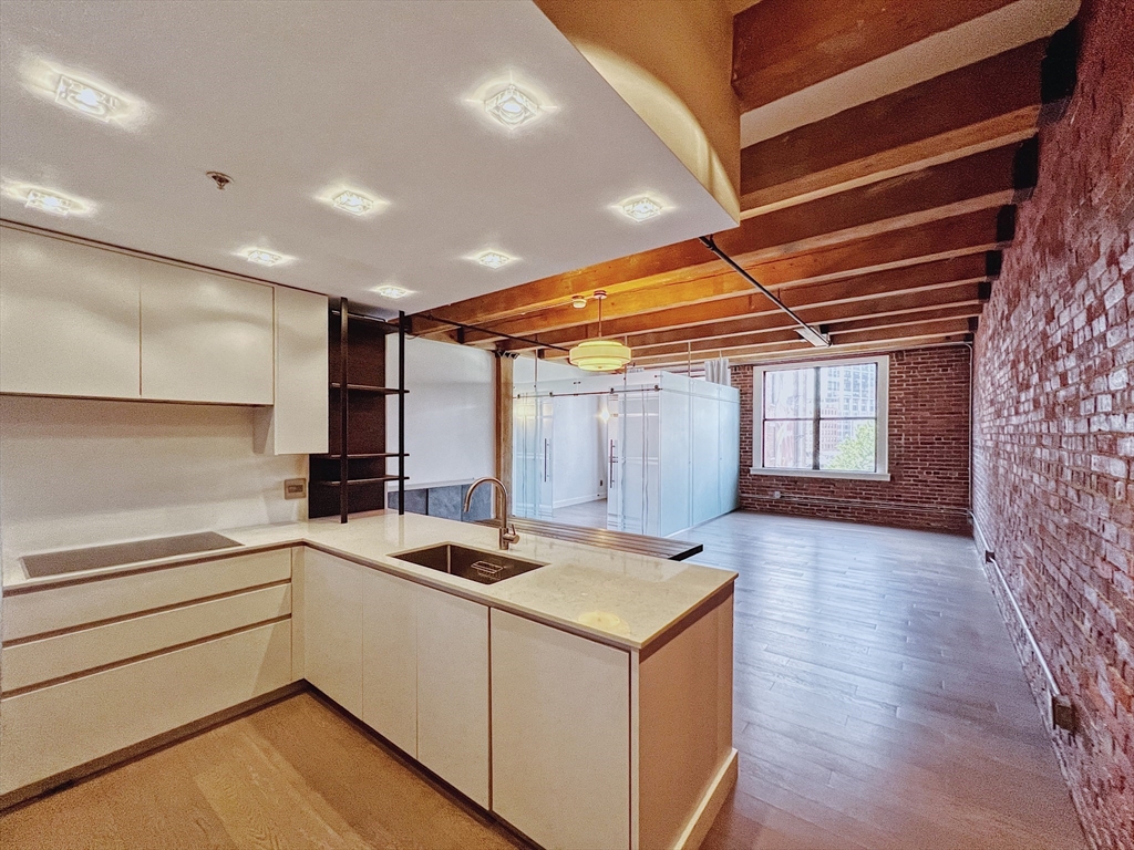 1 bed, 1 bath apartment for rent at 33 Sleeper St Unit 403, Seaport District — photo 6 of 23