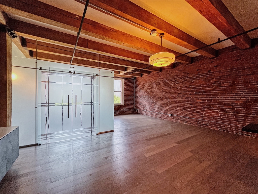 1 bed, 1 bath apartment for rent at 33 Sleeper St Unit 403, Seaport District — photo 8 of 23