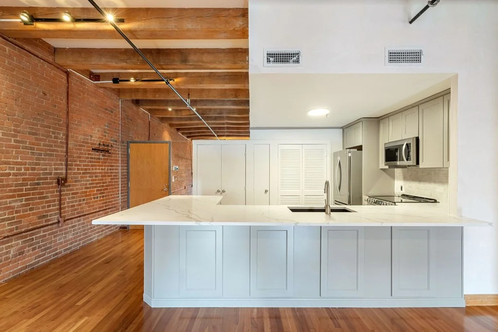 2 bed, 1 bath apartment for rent at 33 Sleeper St Unit 407, Seaport District — photo 16 of 18