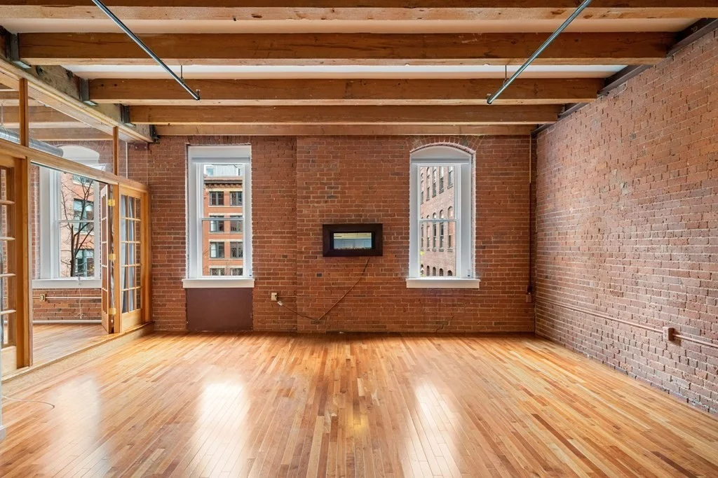 2 bed, 1 bath apartment for rent at 33 Sleeper St Unit 407, Seaport District — photo 13 of 18