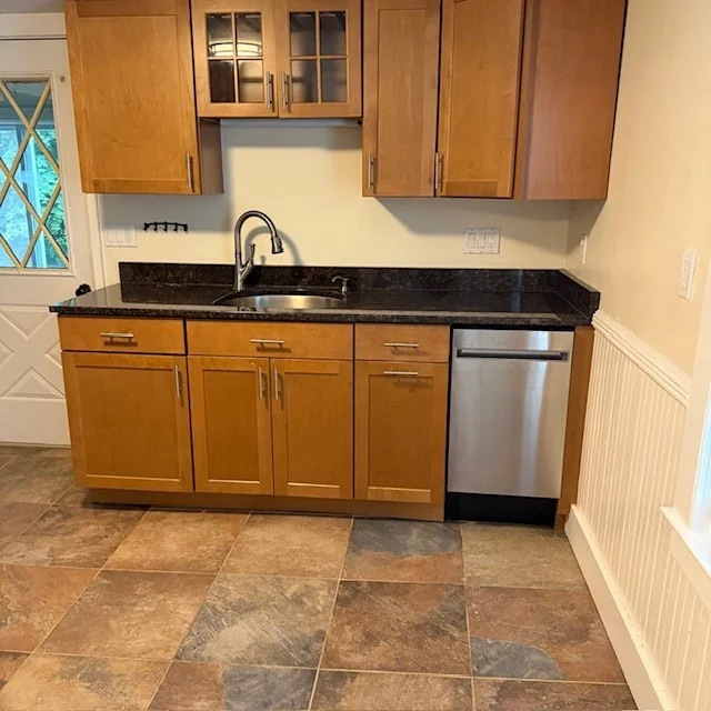 2 bed, 1 bath apartment for rent at 33 South St Unit 2, Shrewsbury — photo 3 of 9