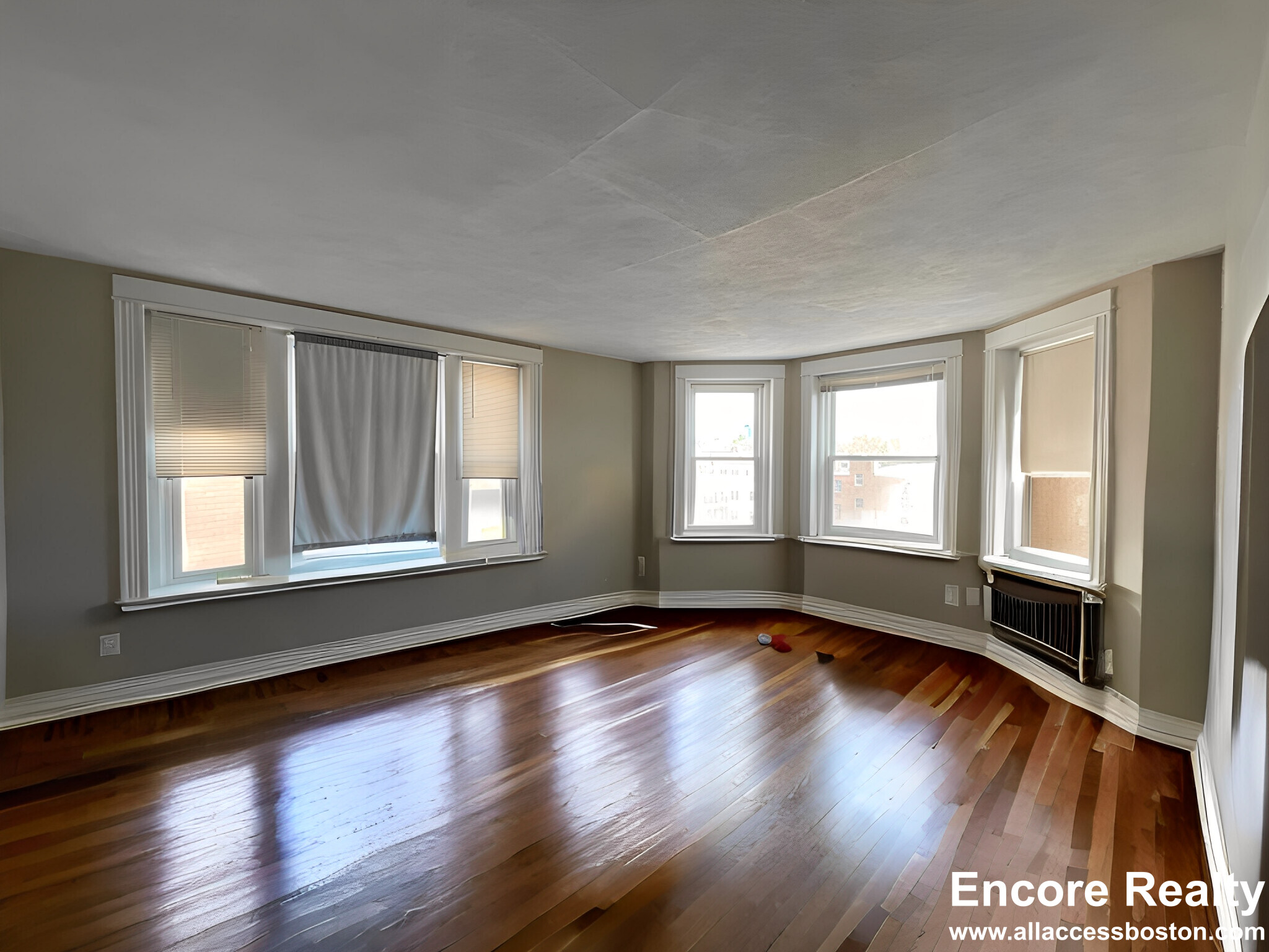 2 bed, 1 bath apartment for rent at 33 Stearns Rd Unit 3A, Coolidge Corner — photo 4 of 10