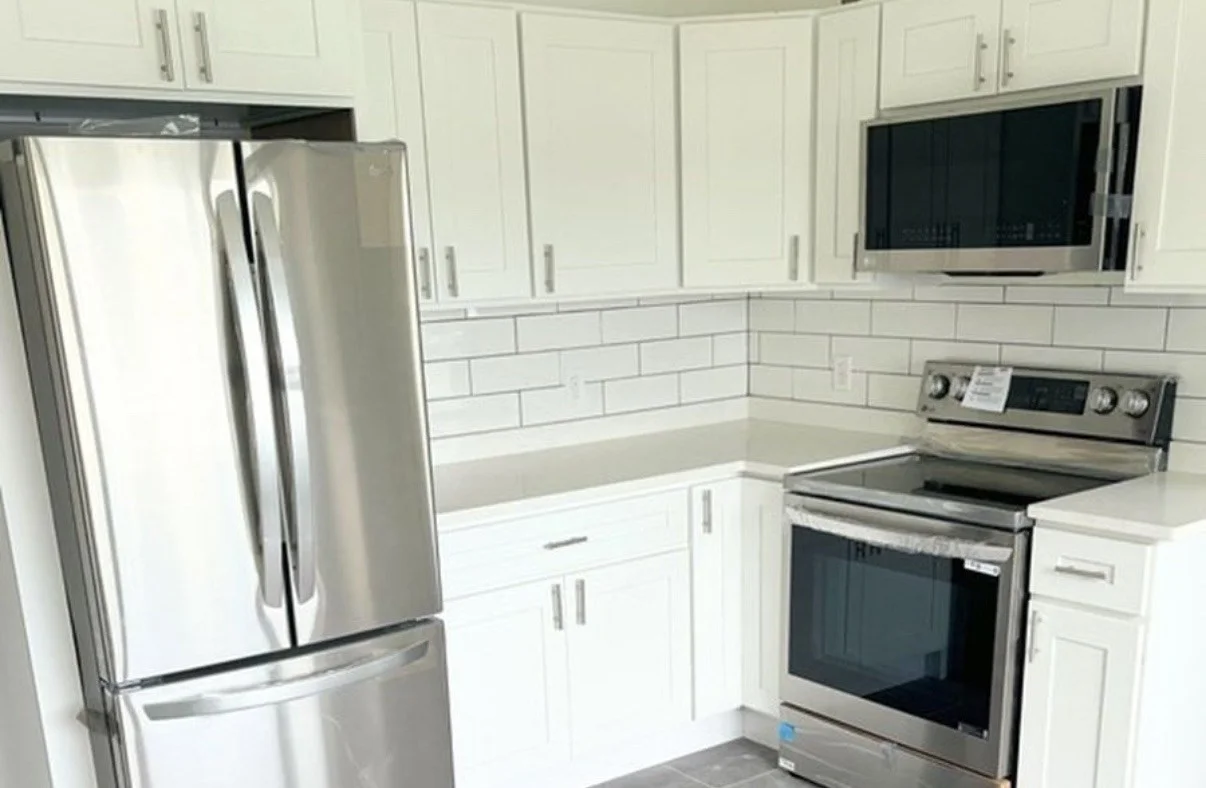 3 bed, 1 bath apartment for rent at 33 Sweetser Ter Unit 1, Wyoma — photo 3 of 28