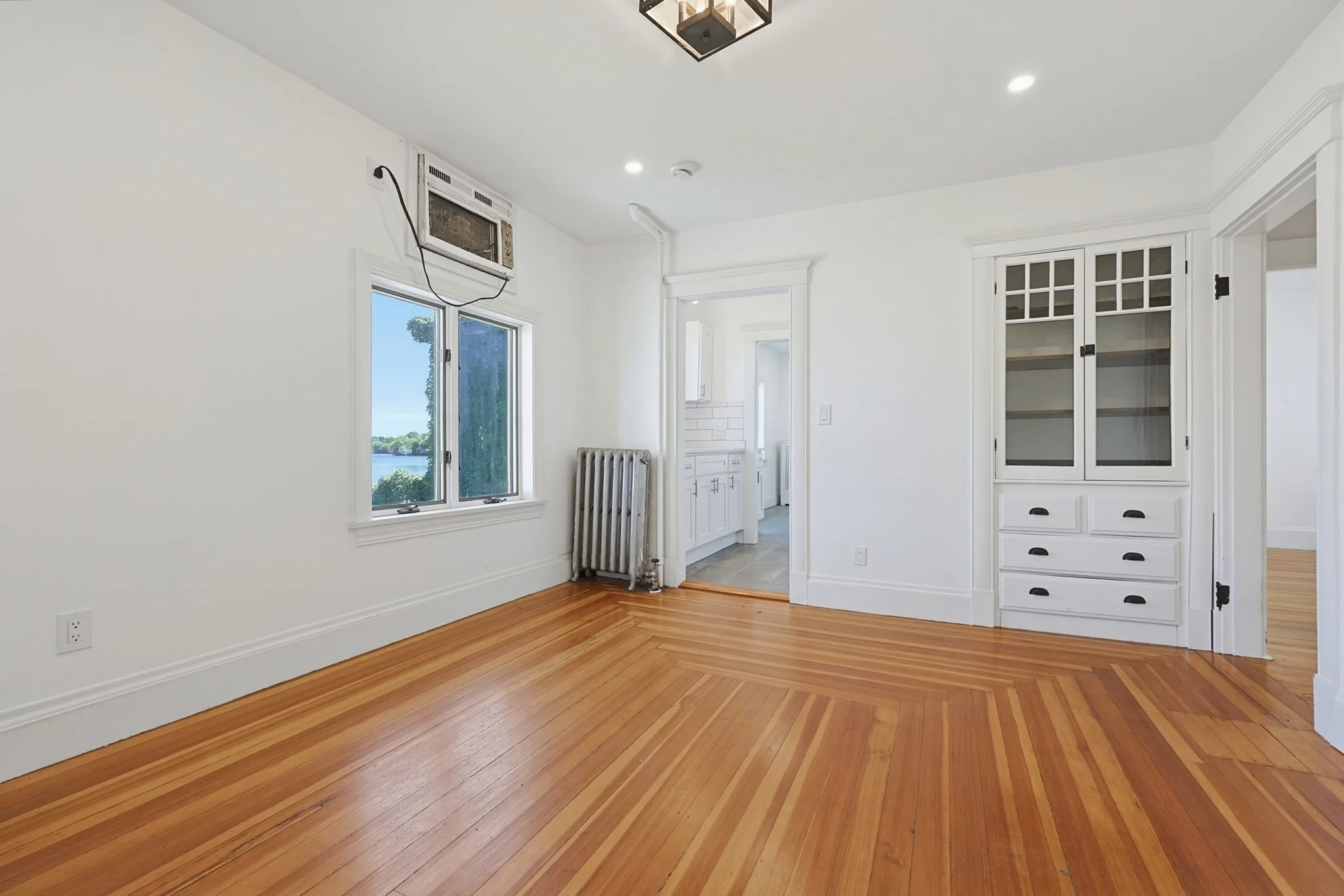 3 bed, 1 bath apartment for rent at 33 Sweetser Ter Unit 1, Wyoma — photo 10 of 28