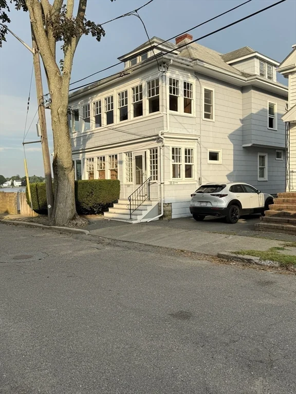 2 bed, 1 bath apartment for rent at 33 Sweetser Ter Unit 2, Wyoma — photo 2 of 14