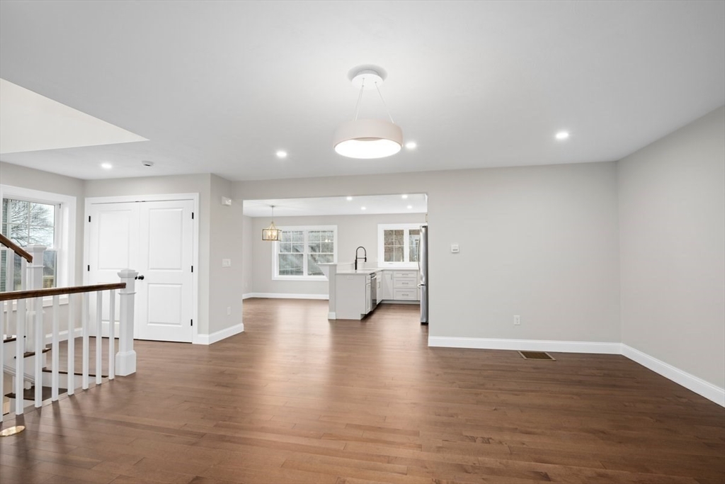 3 bed, 2 bath apartment for rent at 33 Third St Unit 0, Worcester — photo 8 of 31