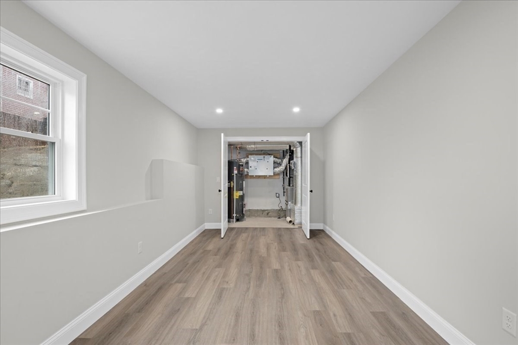 3 bed, 2 bath apartment for rent at 33 Third St Unit 0, Worcester — photo 23 of 31