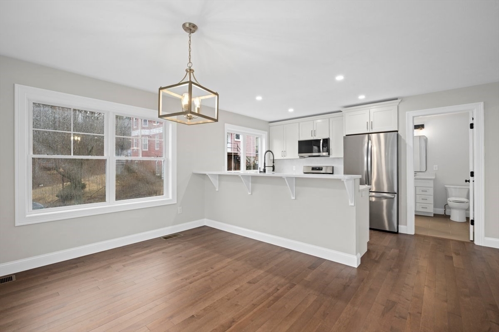 3 bed, 2 bath apartment for rent at 33 Third St Unit 0, Worcester — photo 6 of 31