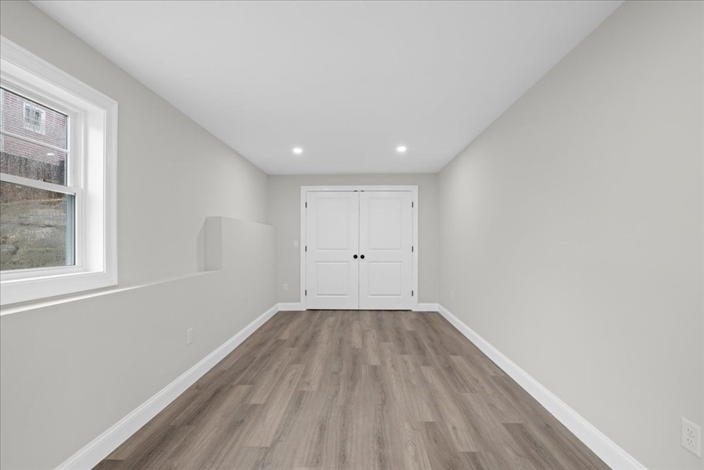3 bed, 2 bath apartment for rent at 33 Third St Unit 0, Worcester — photo 22 of 31