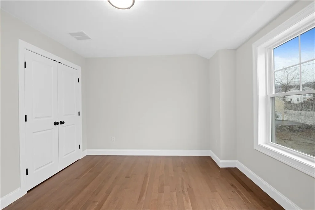 3 bed, 2 bath apartment for rent at 33 Third Unit 33, Worcester — photo 21 of 38