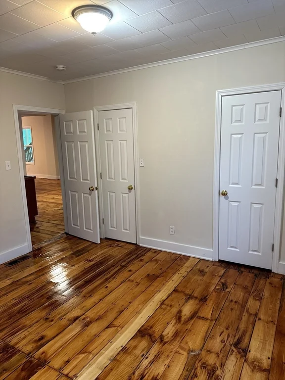 4 bed, 1 bath apartment for rent at 33 Thomas St Unit 1, Southbridge — photo 8 of 10