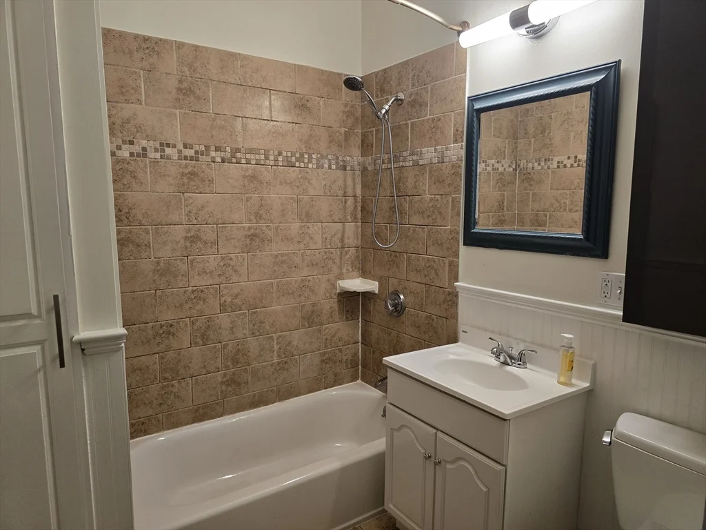 3 bed, 1 bath apartment for rent at 33 Tower St Unit 1, Jamaica Plain — photo 23 of 26
