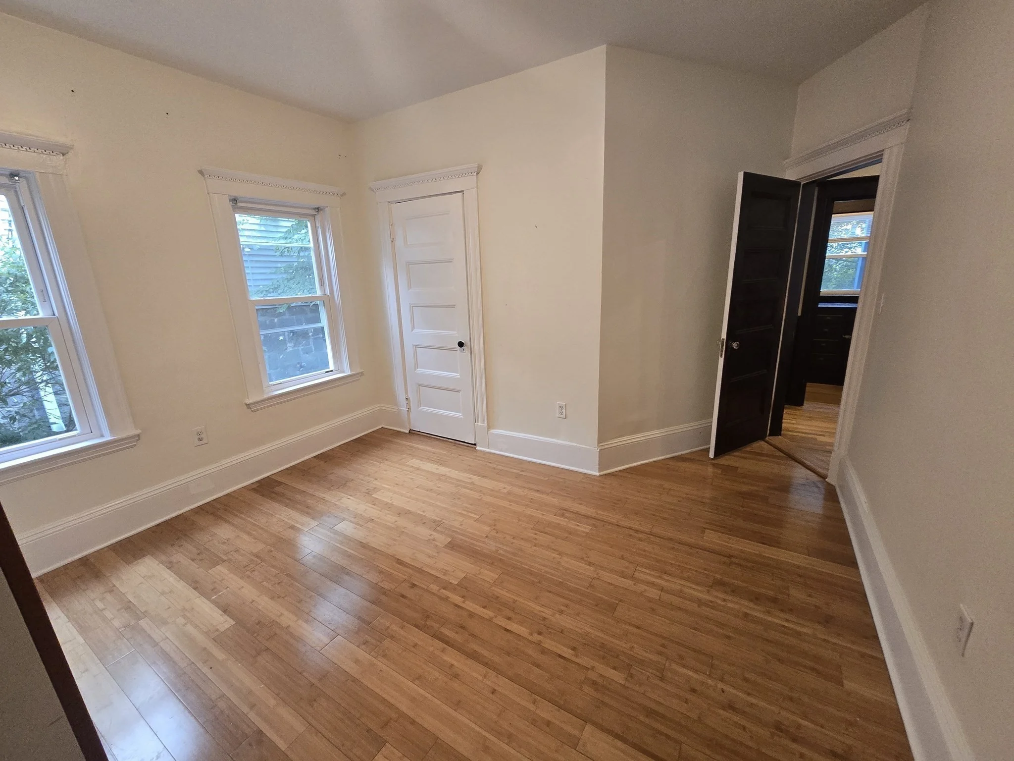 3 bed, 1 bath apartment for rent at 33 Tower St Unit 1, Jamaica Plain — photo 27 of 38