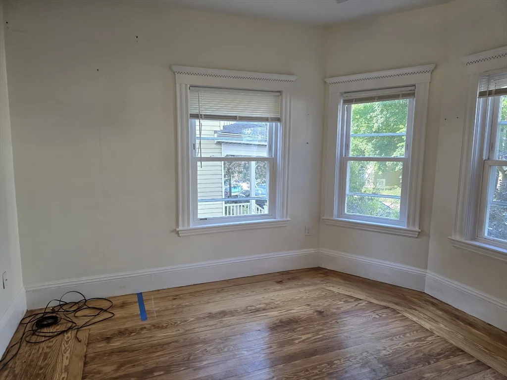 3 bed, 1 bath apartment for rent at 33 Tower St Unit 1, Jamaica Plain — photo 22 of 26