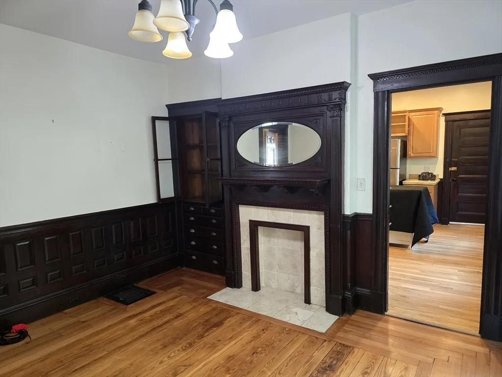 3 bed, 1 bath apartment for rent at 33 Tower St Unit 1, Jamaica Plain — photo 11 of 26