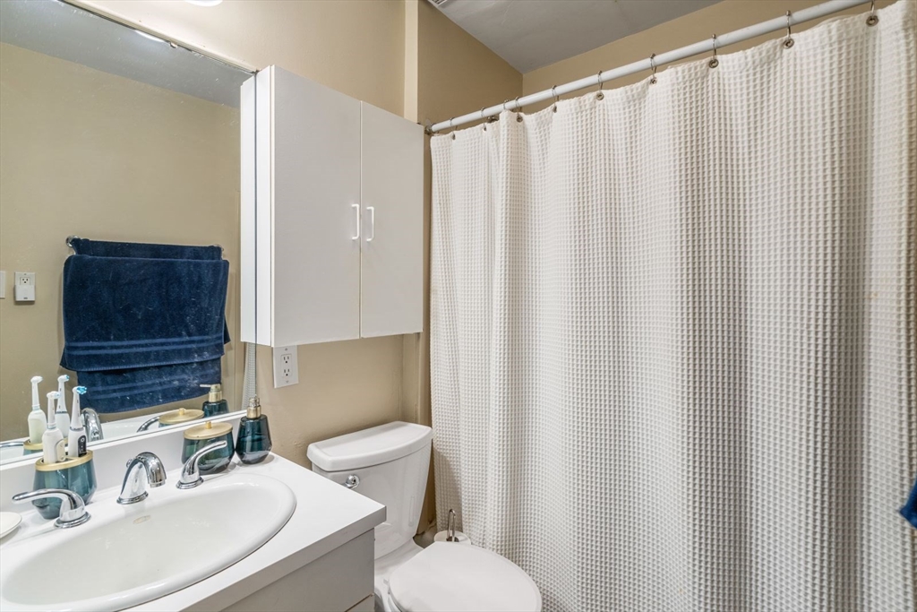 1 bed, 1 bath apartment for rent at 33 Upton St Unit 1, South End — photo 15 of 17