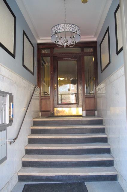 1 bed, 1 bath apartment for rent at 33 Walbridge St Unit 3A, Allston — photo 12 of 14