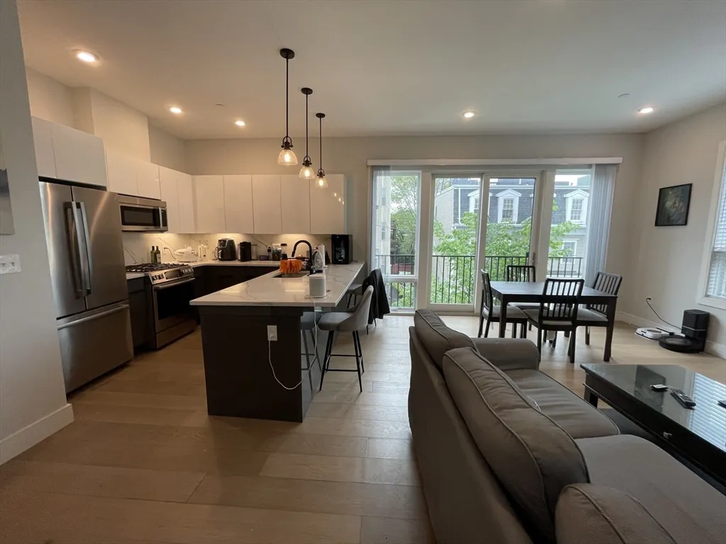 2 bed, 2 bath apartment for rent at 33 Ward St Unit 9, South Boston — photo 2 of 19