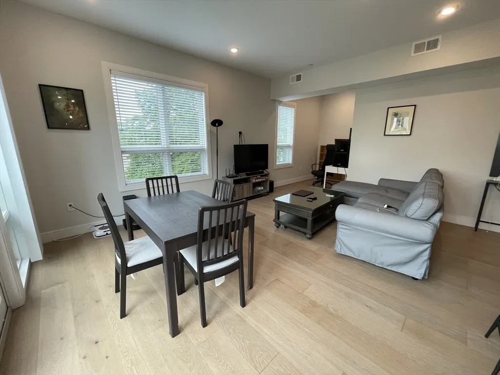 2 bed, 2 bath apartment for rent at 33 Ward St Unit 9, South Boston — photo 4 of 19