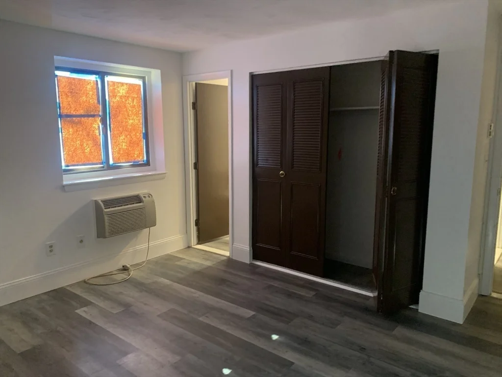 2 bed, 2 bath apartment for rent at 33 Washington St Unit 1, North Medford — photo 9 of 11