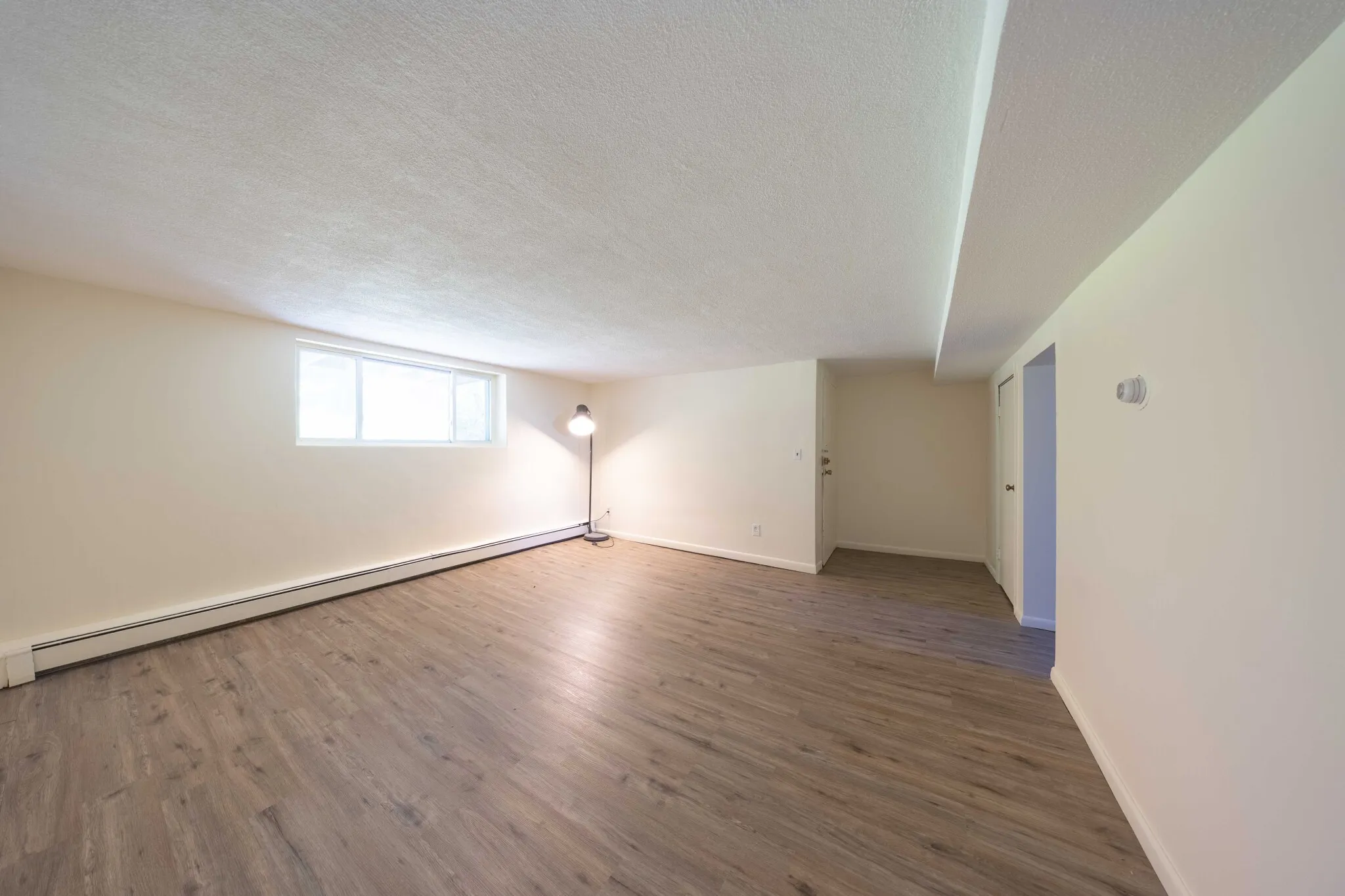 1 bed, 1 bath apartment for rent at 33 Westgate Rd Unit 1, Chestnut Hill — photo 3 of 12