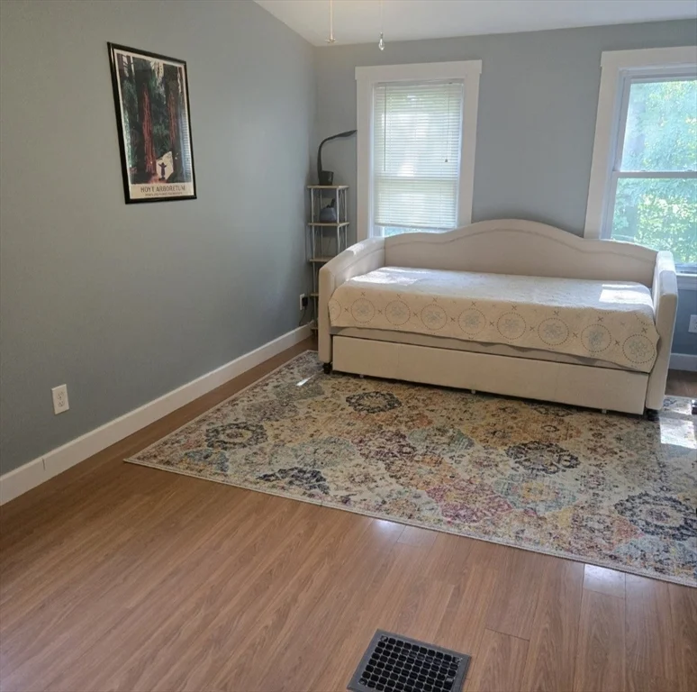 4 bed, 2 bath apartment for rent at 33 White St, Lunenburg — photo 20 of 24
