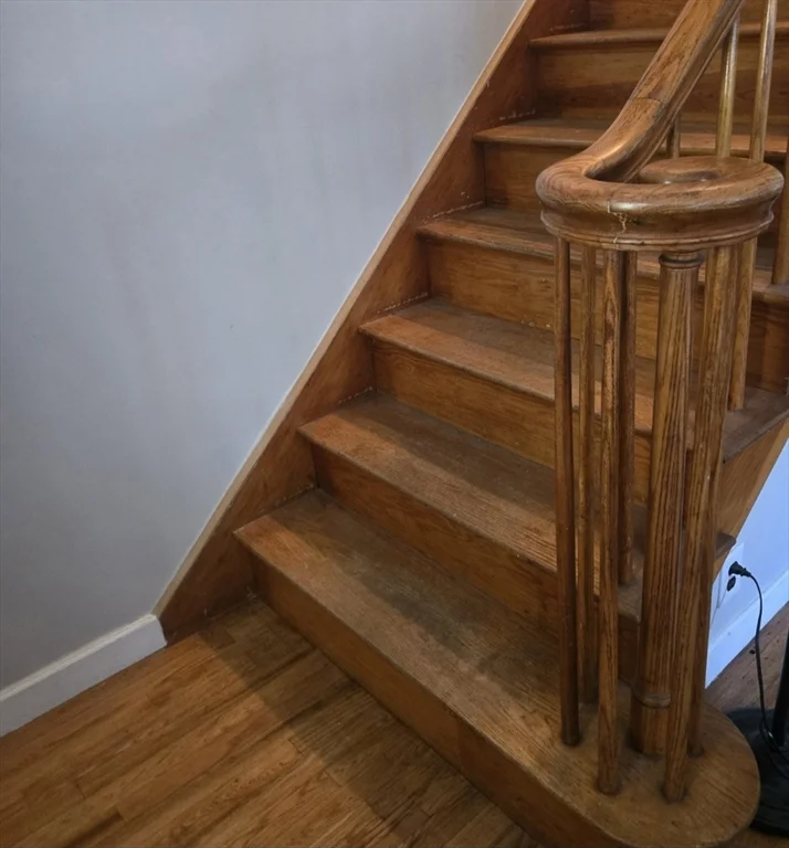 4 bed, 2 bath apartment for rent at 33 White Unit 1, Lunenburg — photo 23 of 24