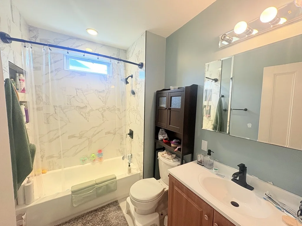 2 bed, 1 bath apartment for rent at 33 Williams St Unit 1, Newton Corner — photo 13 of 15