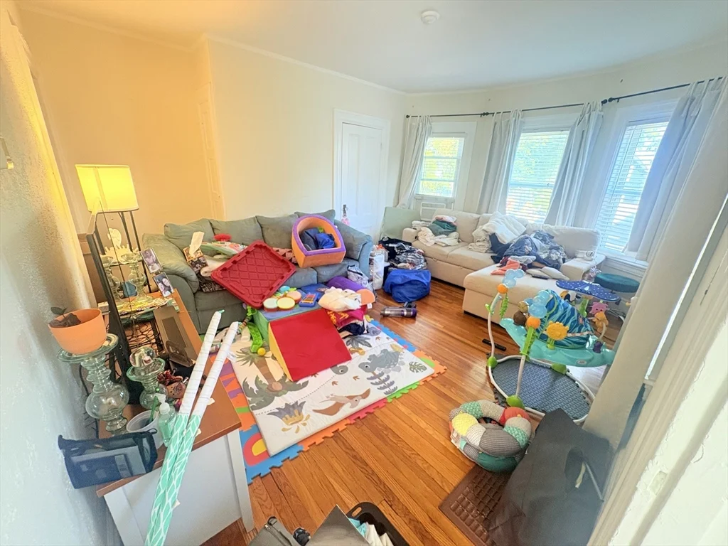 2 bed, 1 bath apartment for rent at 33 Williams St Unit 1, Newton Corner — photo 8 of 15