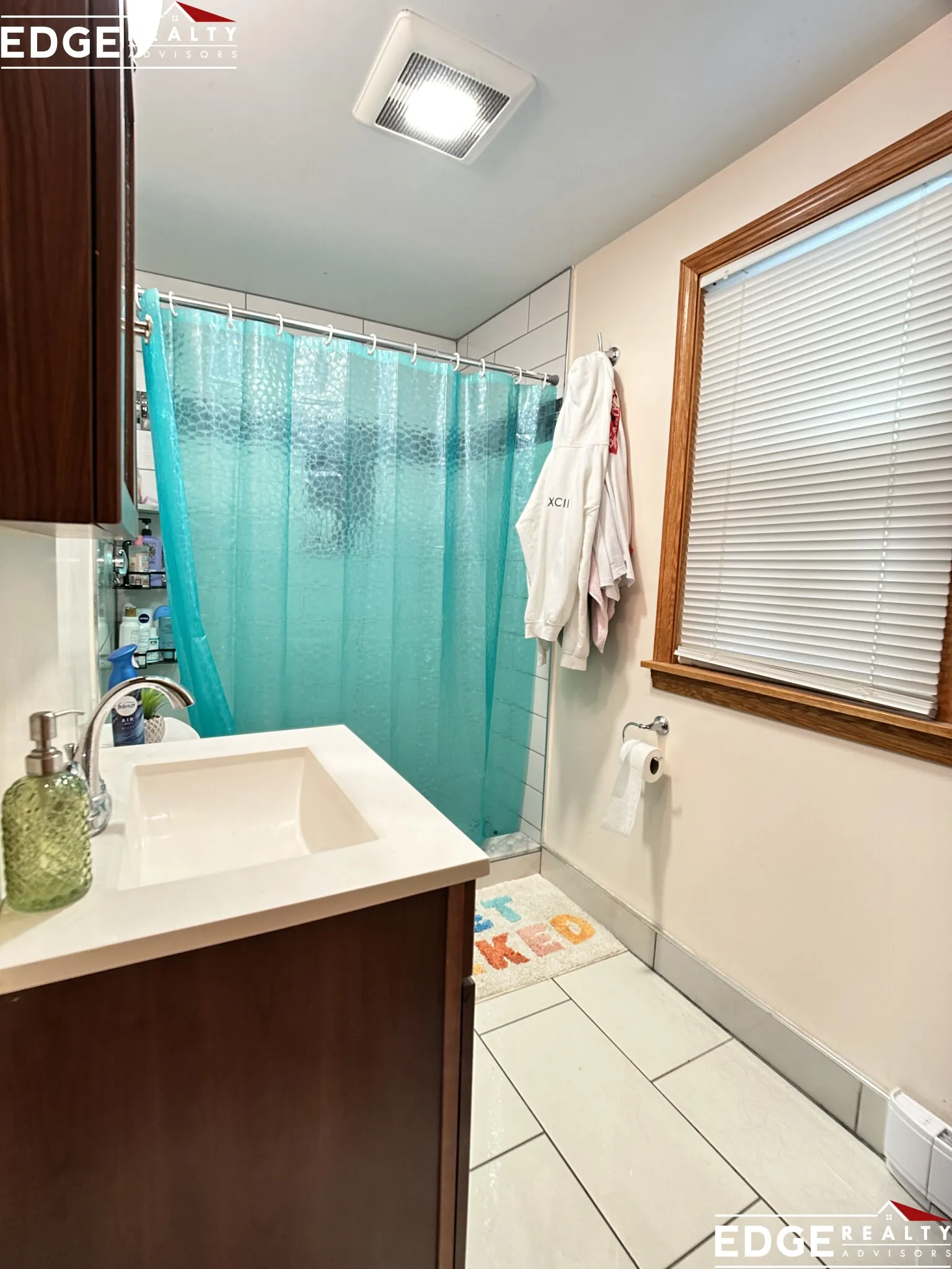 4 bed, 2 bath apartment for rent at 33 Wilson Park Unit 1, Brighton — photo 7 of 10
