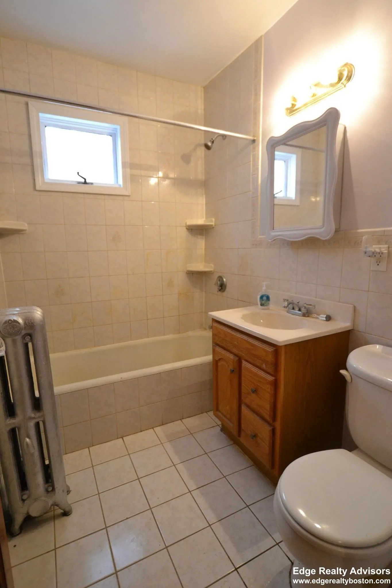 4 bed, 2 bath apartment for rent at 33 Wilson Park Unit 2, Brighton — photo 12 of 13