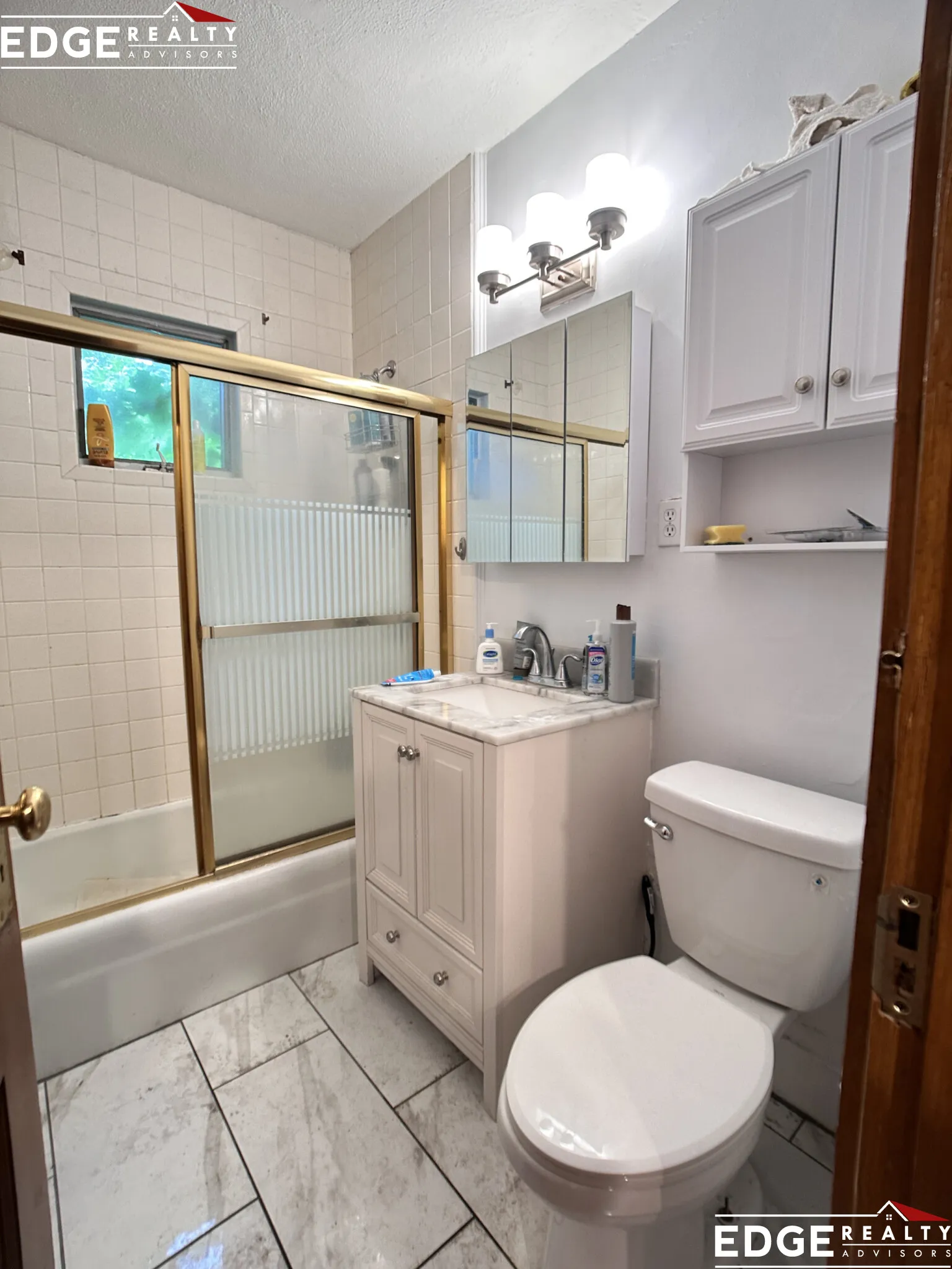 4 bed, 2 bath apartment for rent at 33 Wilson Park Unit 3, Brighton — photo 6 of 10