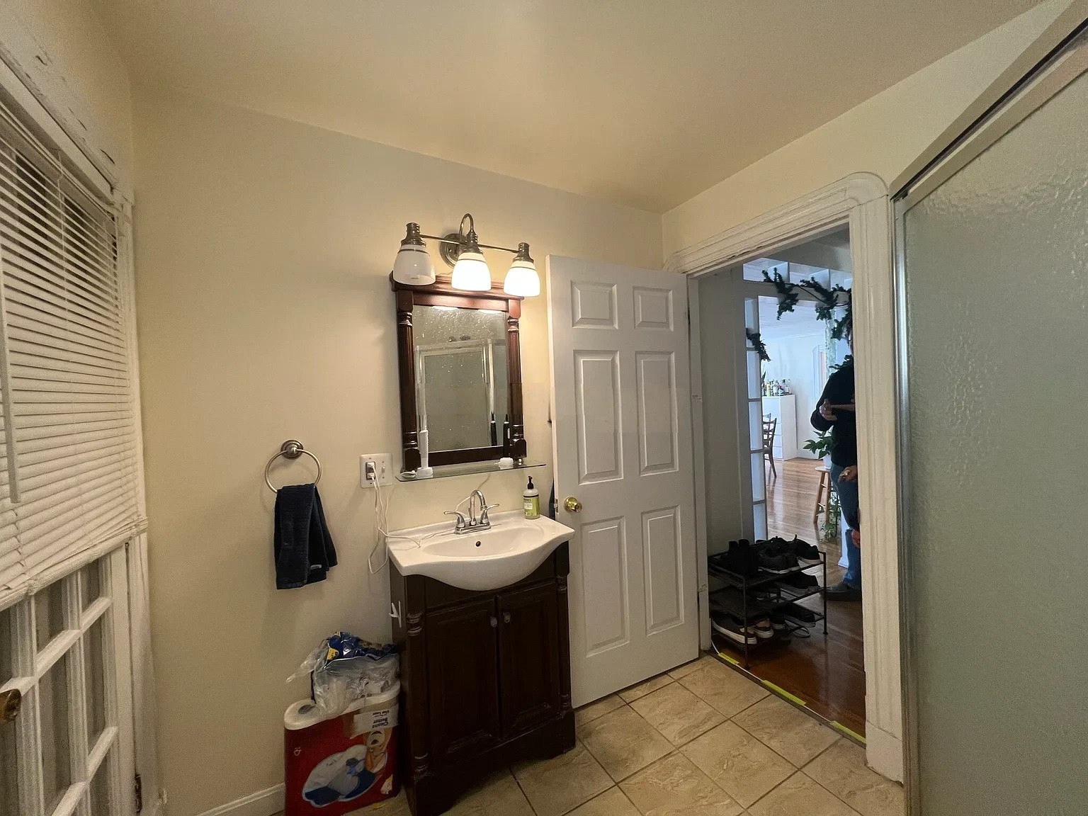 4 bed, 2 bath apartment for rent at 33 Winslow Ave Unit 2, Davis Square — photo 18 of 19