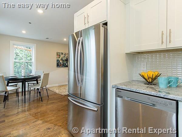 2 bed, 1 bath apartment for rent at 33 Winter St Unit 2, East Cambridge — photo 2 of 10