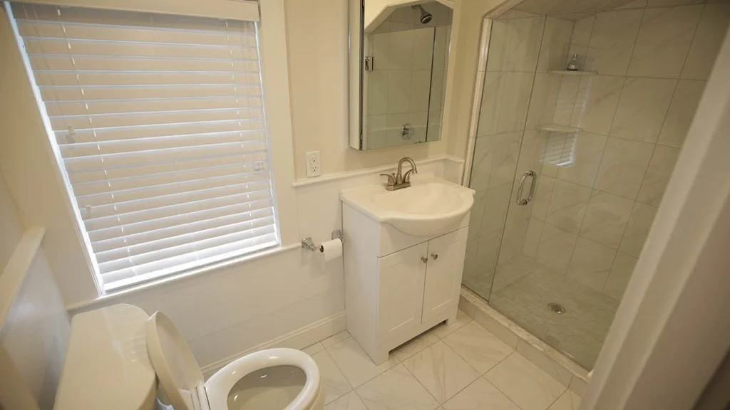 3 bed, 2 bath apartment for rent at 33 Winter Unit A, Norwell — photo 40 of 42