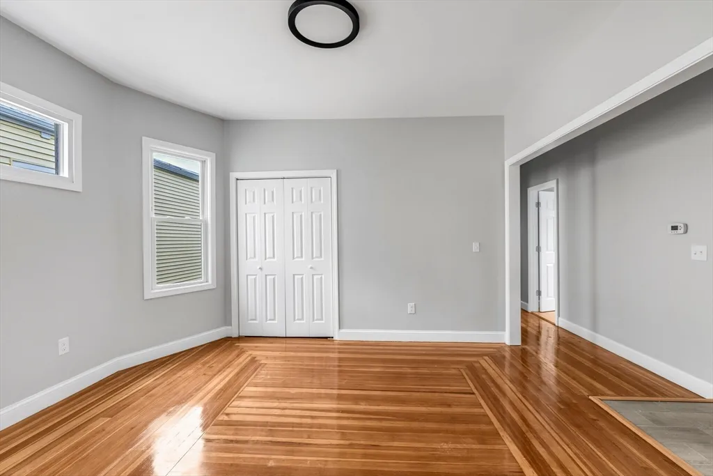 4 bed, 1 bath apartment for rent at 33 Wolcott St Unit 3, Dorchester — photo 3 of 8