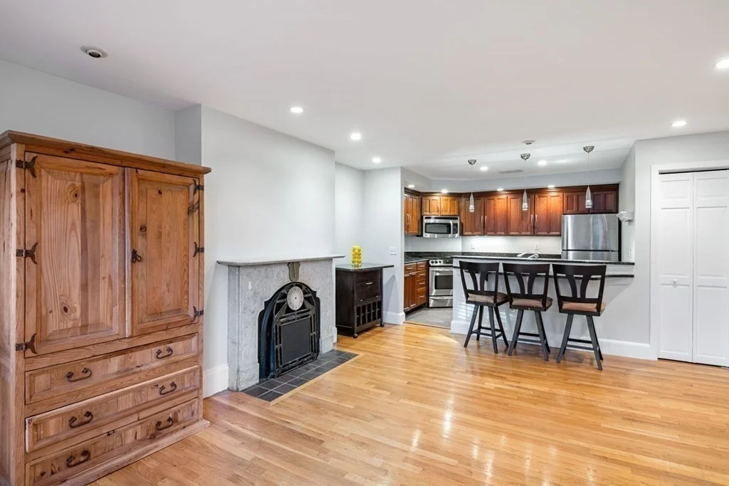 1 bed, 1 bath apartment for rent at 33 Worcester Sq Unit 2, South End — photo 5 of 23