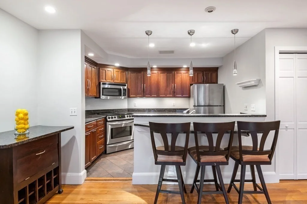 1 bed, 1 bath apartment for rent at 33 Worcester Sq Unit 2, South End — photo 6 of 23