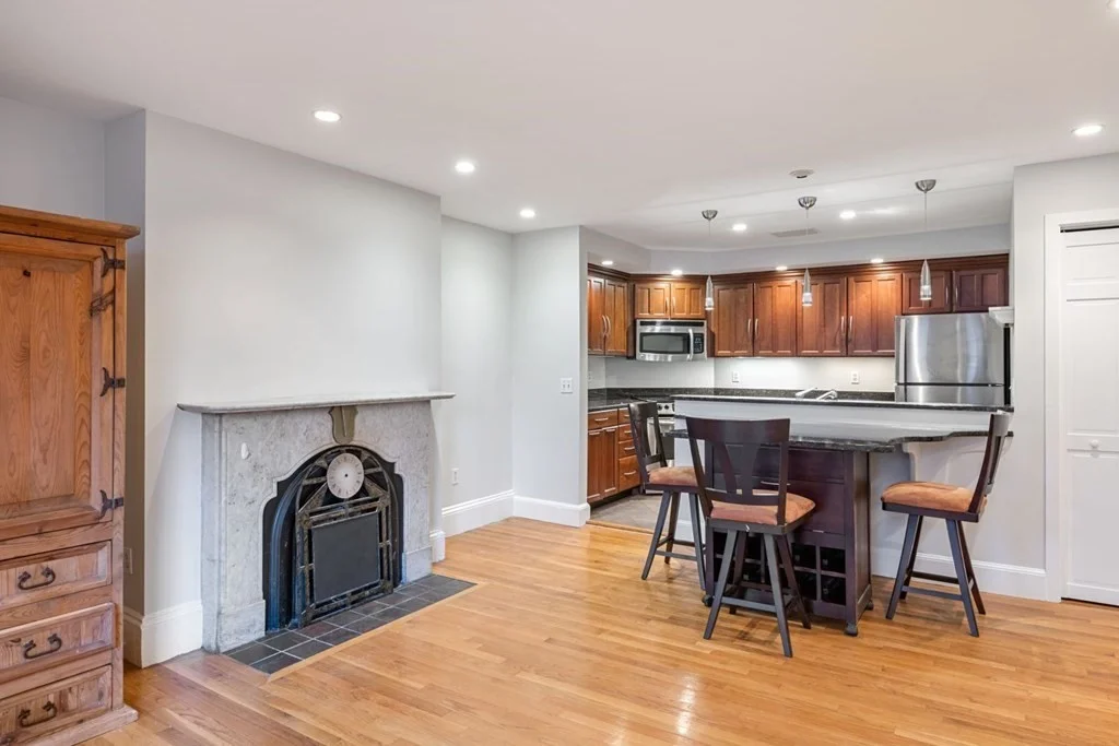 1 bed, 1 bath apartment for rent at 33 Worcester Sq Unit 2, South End — photo 2 of 23