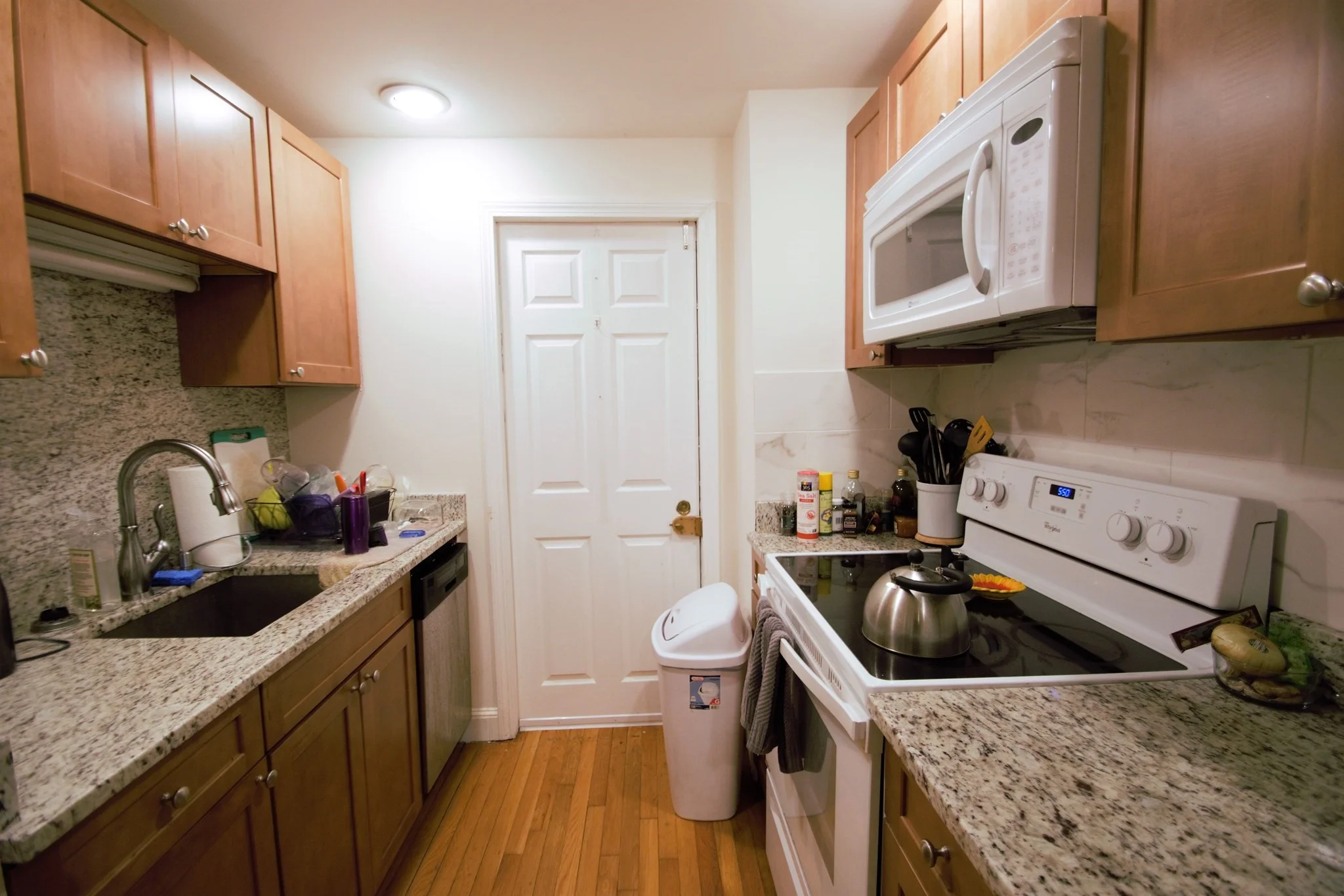 2 bed, 1 bath apartment for rent at 33 York Ter Unit 33, Coolidge Corner — photo 4 of 11