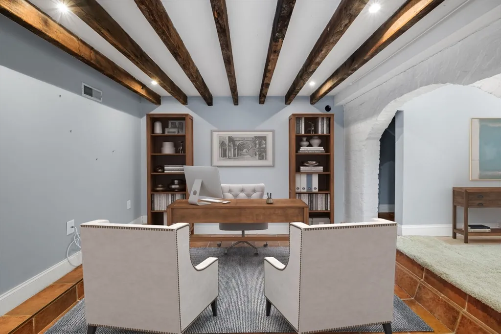 4 bed, 2 bath apartment for rent at 330 1/2 E St Unit 1, South Boston — photo 4 of 22