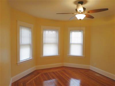 4 bed, 2 bath apartment for rent at 330 Beacon St Unit 2, Ward Two — photo 6 of 10