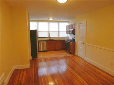 4 bed, 2 bath apartment for rent at 330 Beacon St Unit 2, Ward Two — photo 3 of 10