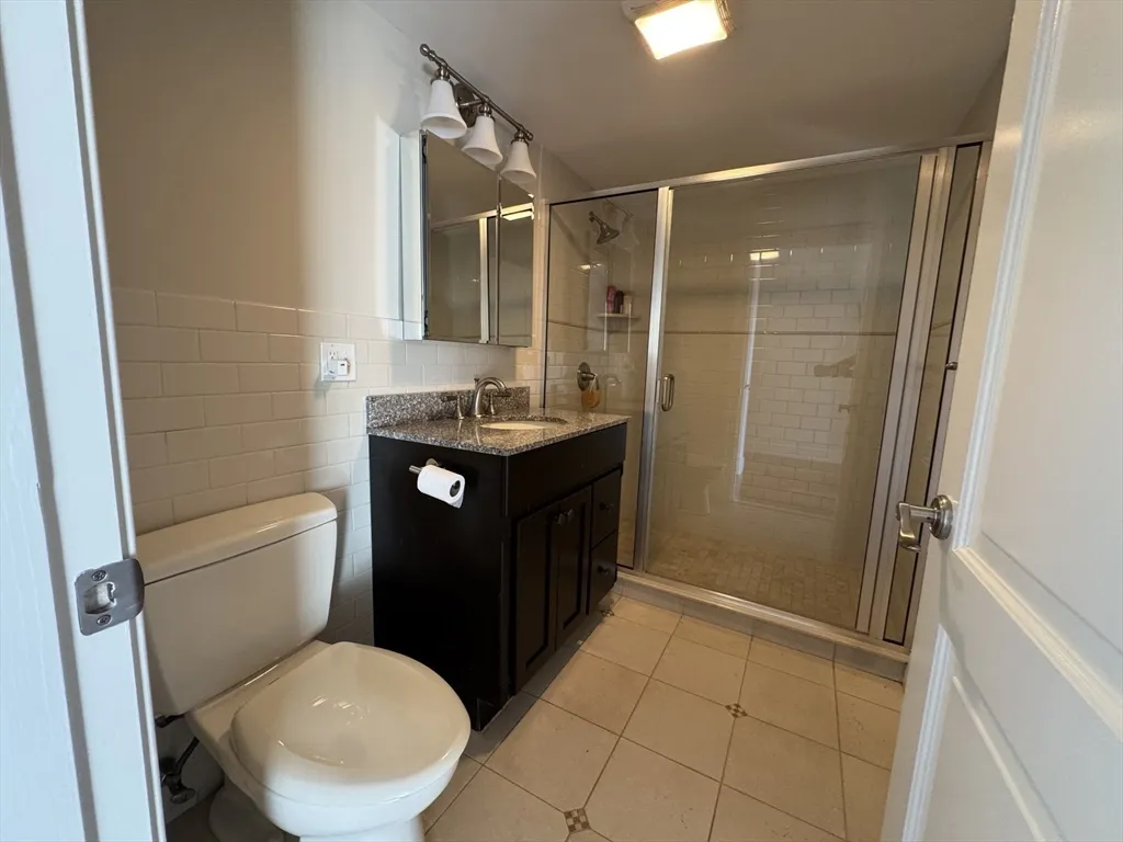 2 bed, 2 bath apartment for rent at 330 Beacon St Unit 85, Back Bay — photo 13 of 16